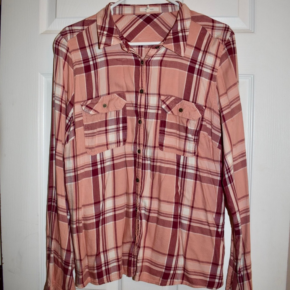 Double pocket button down shirt